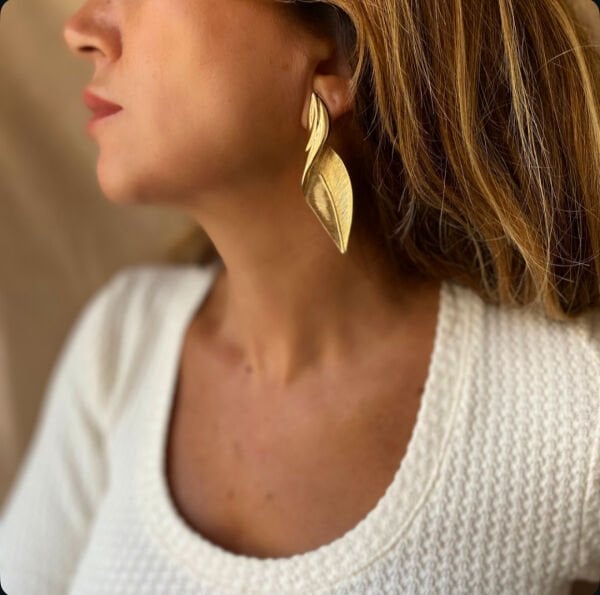 Marka Model Gold Yaprak Küpe