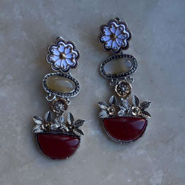 Marka Model Bordo Çiçek Küpe