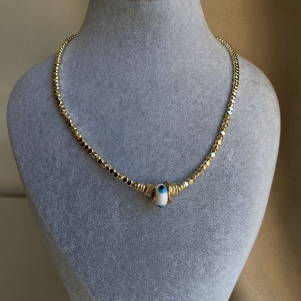 Beyaz Nazar Cam Boncuk Gold Kolye