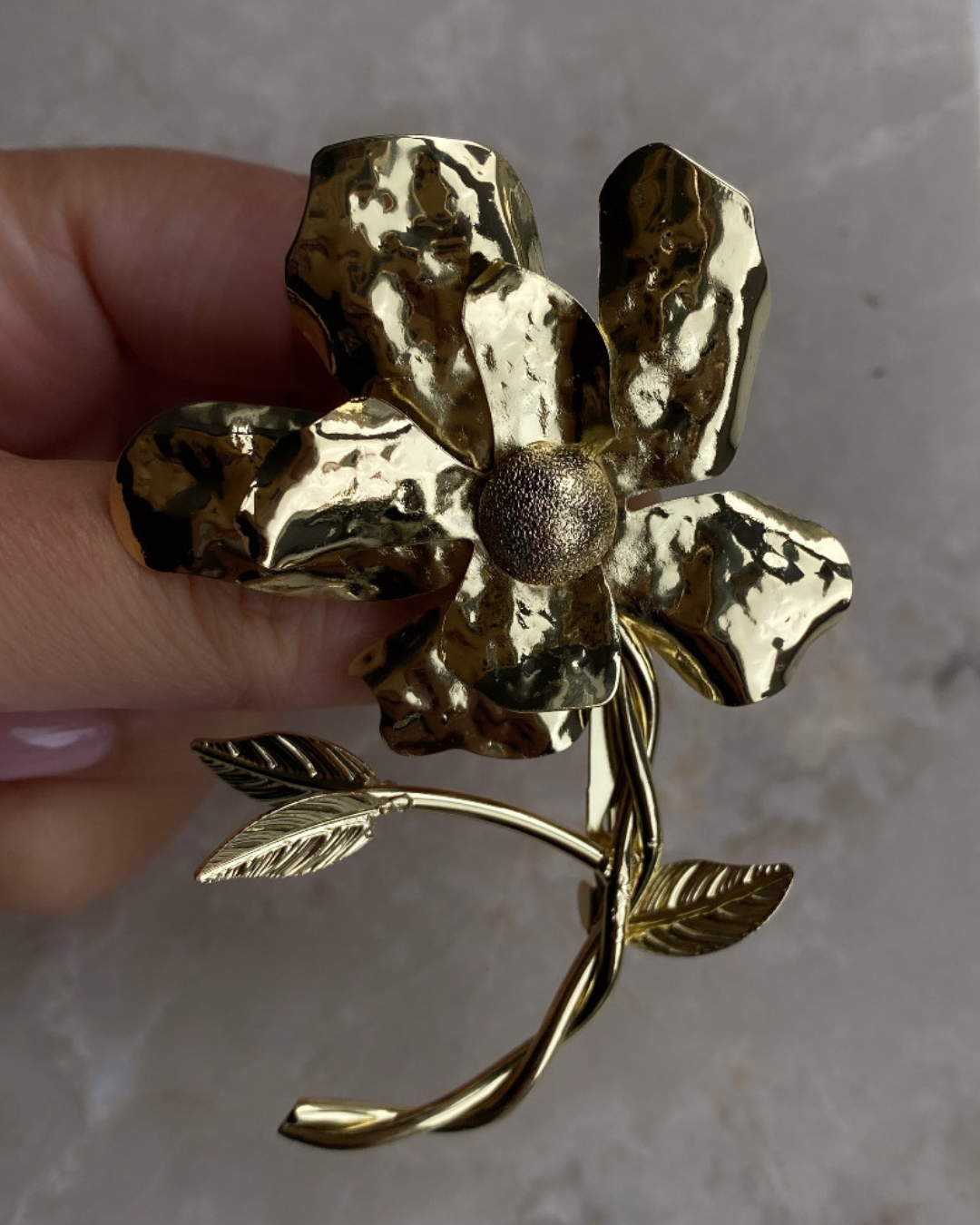 Marka Model Çiçek Broş- 8cm