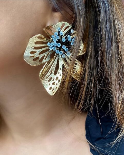 Marka Model Çiçek Küpe