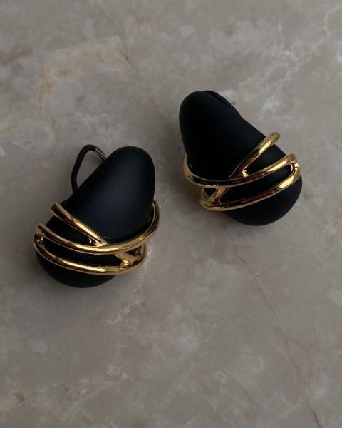 Özel Seri Siyah Gold Detaylı Damla Küpe-3cm