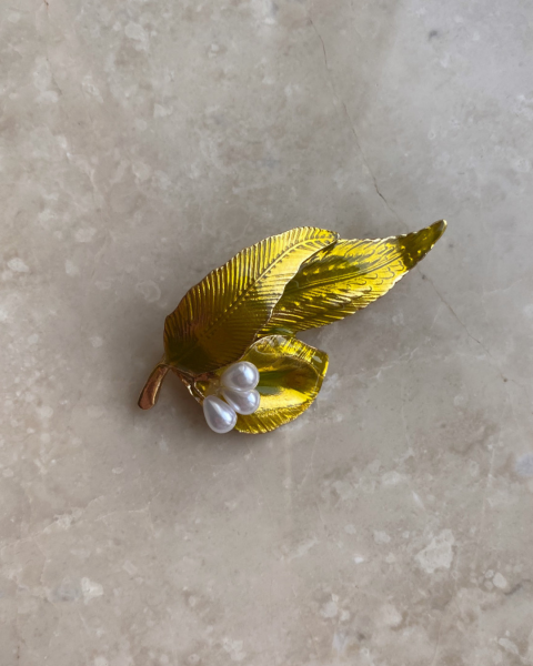 Sarı Yaprak İnci Broş