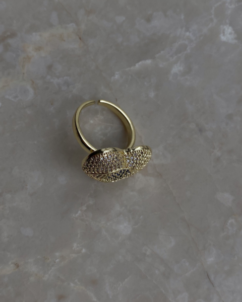 Ayarlanabilir Ful Taşlı Kalp Yüzük