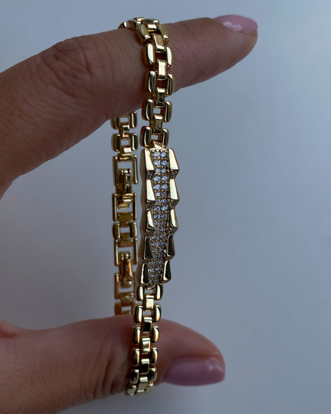 Özel Seri Ortası Taş Detaylı Bileklik