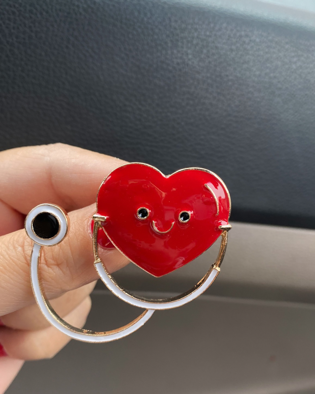 Stetoskoplu Kalp Broş