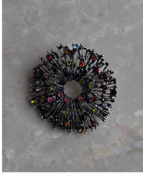 Taşlı Çelenk Broş
