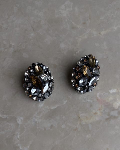 Marka Model Kahve Taş Detaylı Küpe