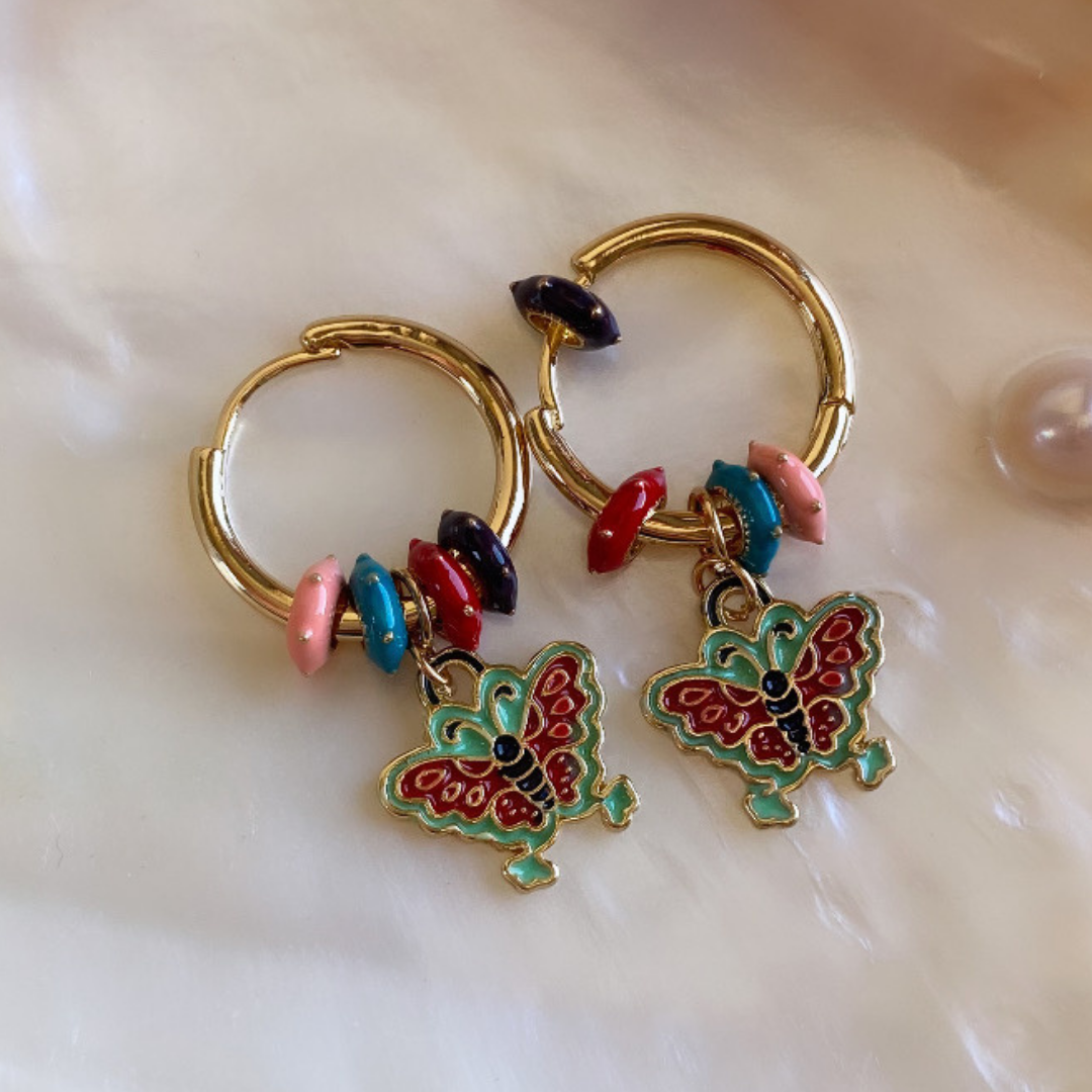 Marka Charm Kelebek Küpe