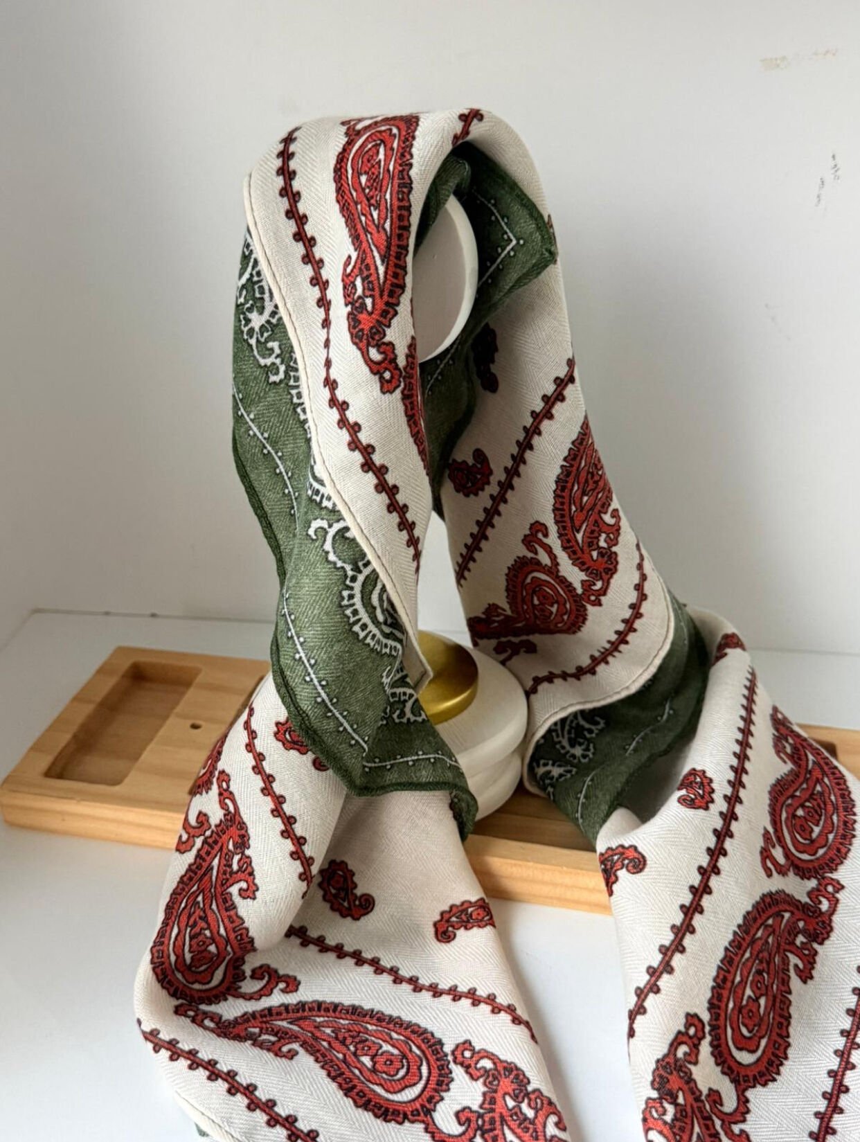 Yeşil Bordo Etnik Desenli Şal 70*70