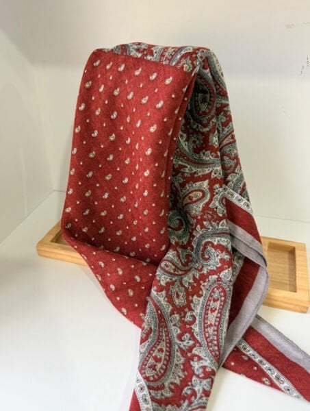 Kiremit Renk Etnik Desenli Şal 70*70