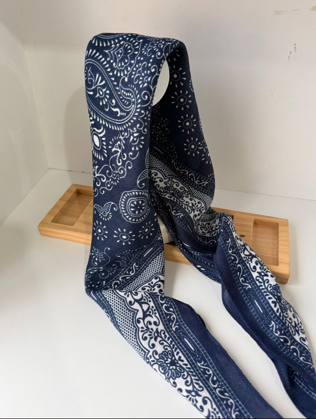 Laci Etnik Desenli Şal 70*70