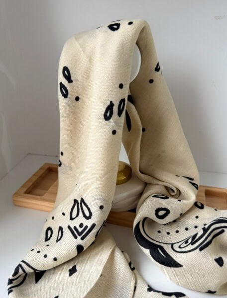 Ekru Etnik Desenli Şal 90*90