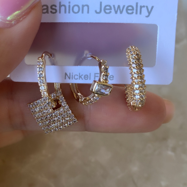 Altın Kaplama Zirkon Taşlı Set Küpe