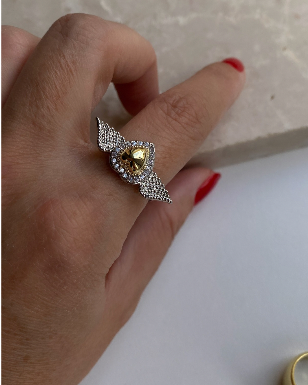 Ayarlanabilir Özel Seri Taşlı Kanatlı Kalp Yüzük