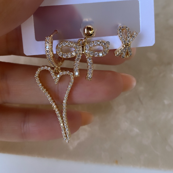 Altın Kaplama Kalp Fiyonk Set Küpe