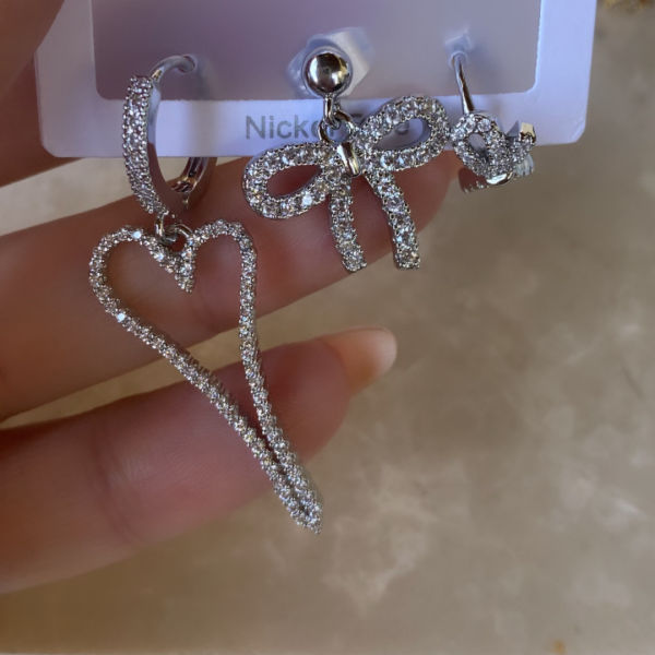 Altın Kaplama Kalp Fiyonk Set Küpe