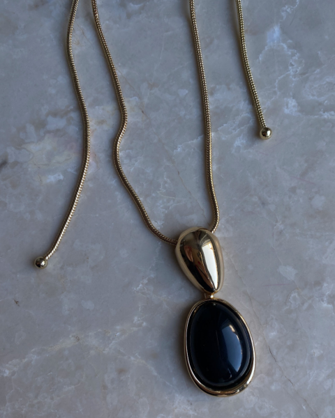 Altın Kaplama Asansörlü Siyah Kolye