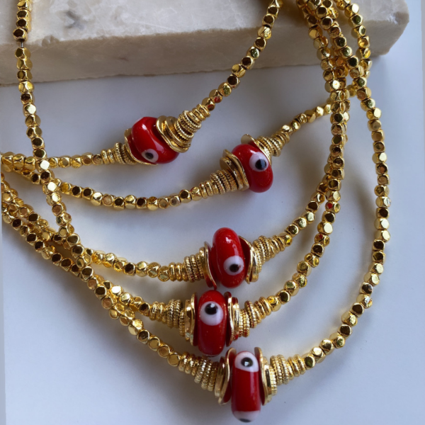 Kırmızı Cam Boncuk Gold Kolye