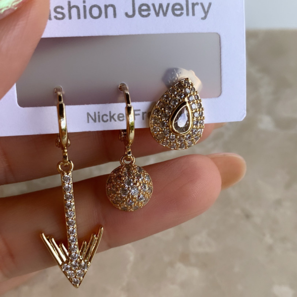 Ok Üçlü Set Küpe