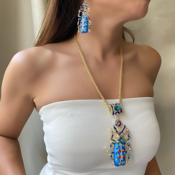 Marka Mavi Taşlı Kolye