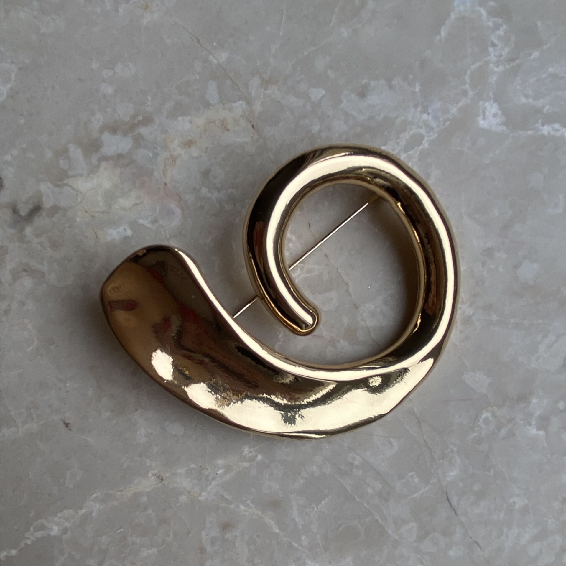 Gold Asimetrik Broş