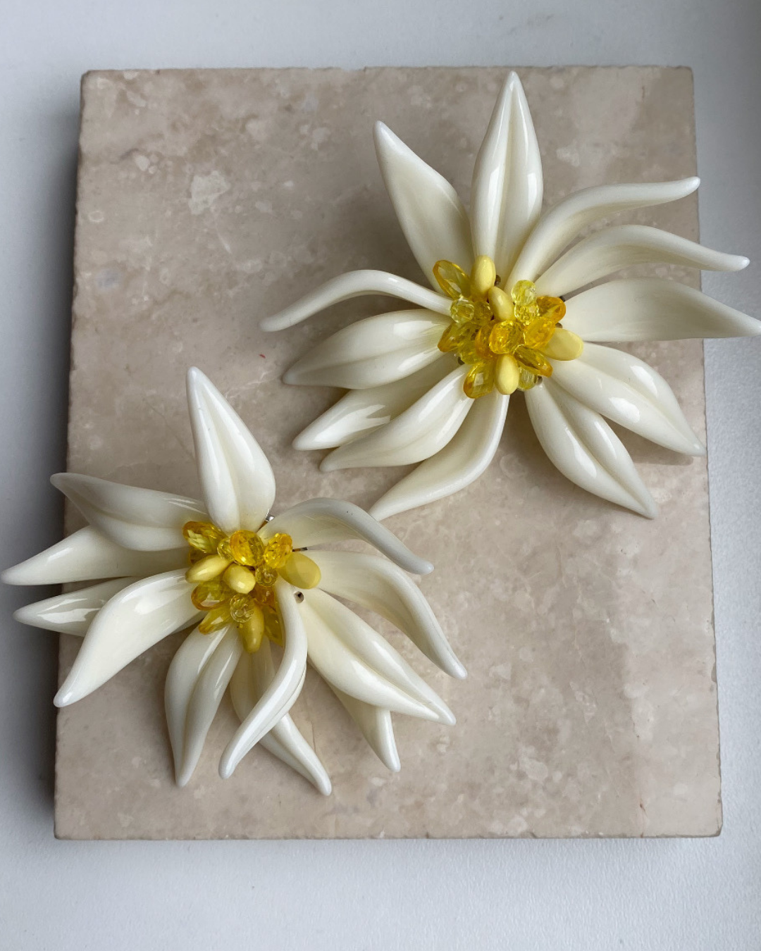 Marka Lotus Çiçeği Küpe