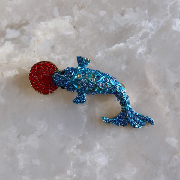 Mavi Taşlı Balık Broş
