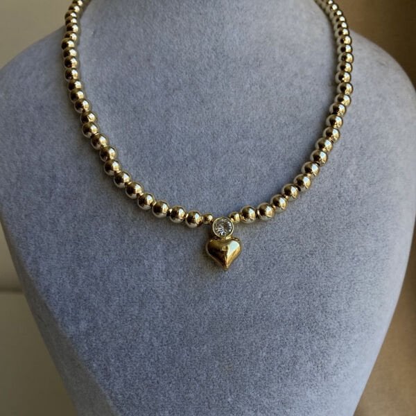 Taşlı Kalp Detaylı Gold Topçuk Kolye