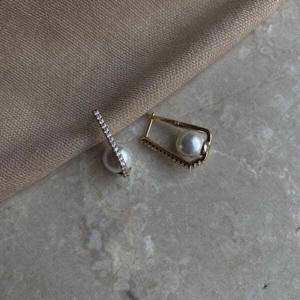 Özel Seri Ortası İncili Taşlı Küpe