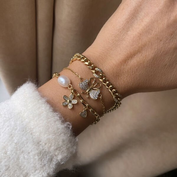 Özel Seri Taşlı Çiçekli Kalpli İnci Bileklik
