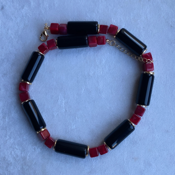 Laci Bordo Kolye
