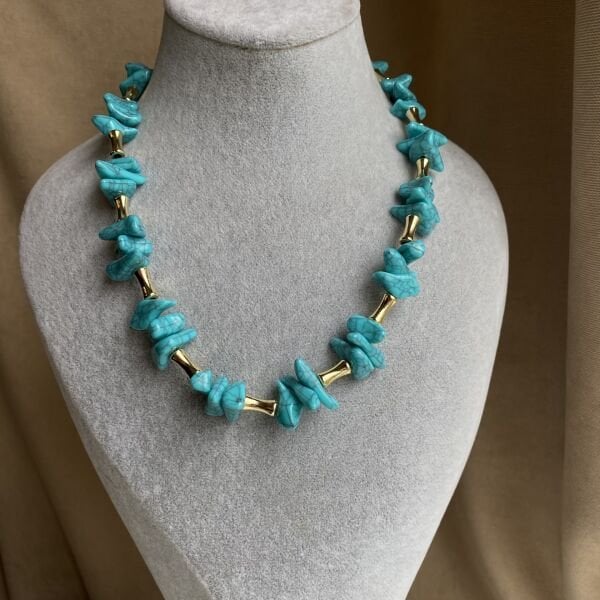 Mavi Gold Detaylı Kolye