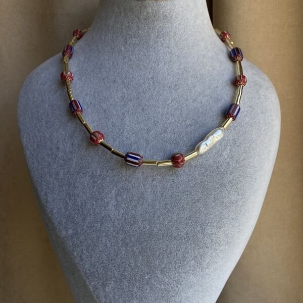 İnci Detaylı Ebruli Kolye