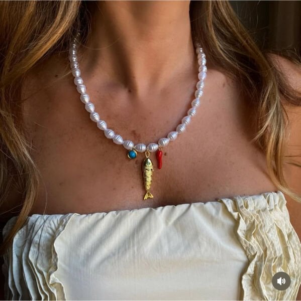 Su İncili Balık Charmlı Kolye