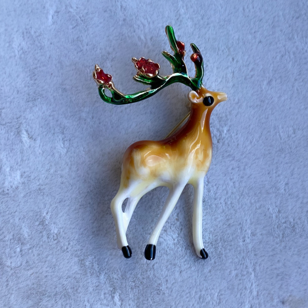 Yeni Yıl Geyik Broş