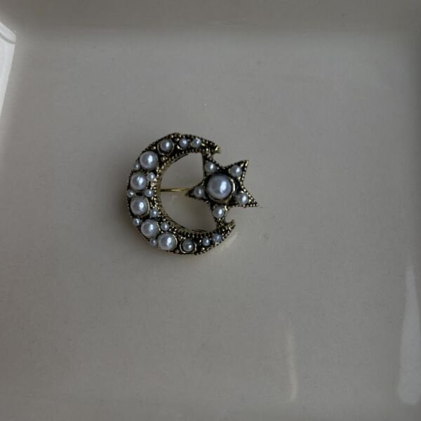 İncili Ay Yıldız Broş