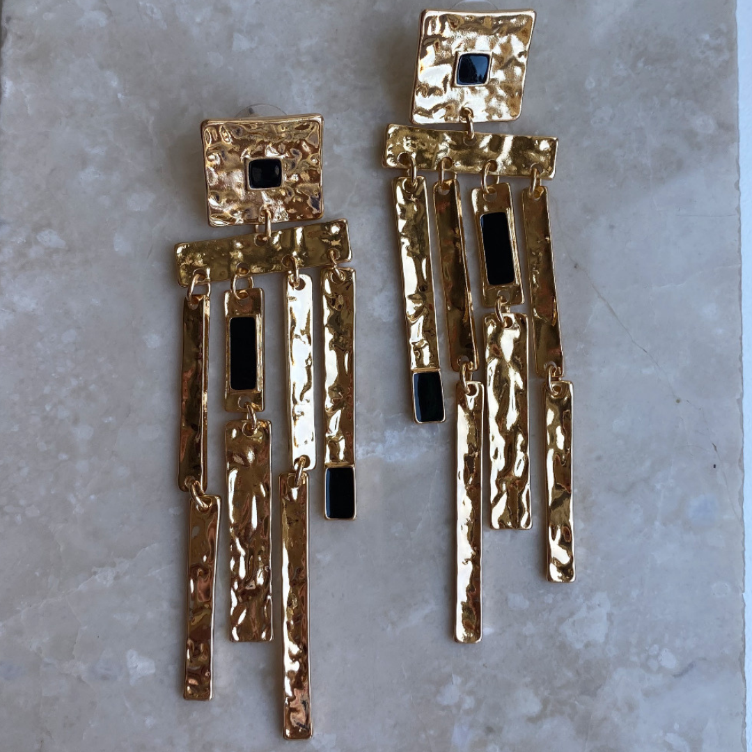 Marka Siyah Gold Küpe