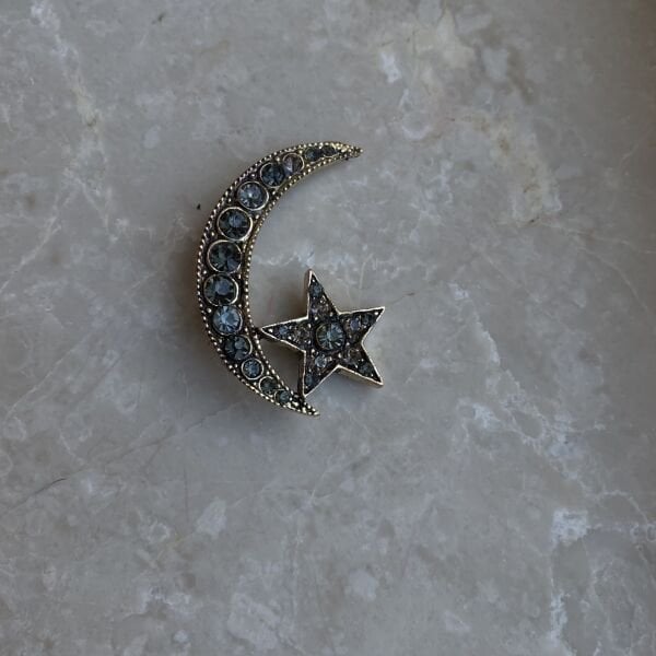 Ortası Taşlı Ay Yıldız Broş