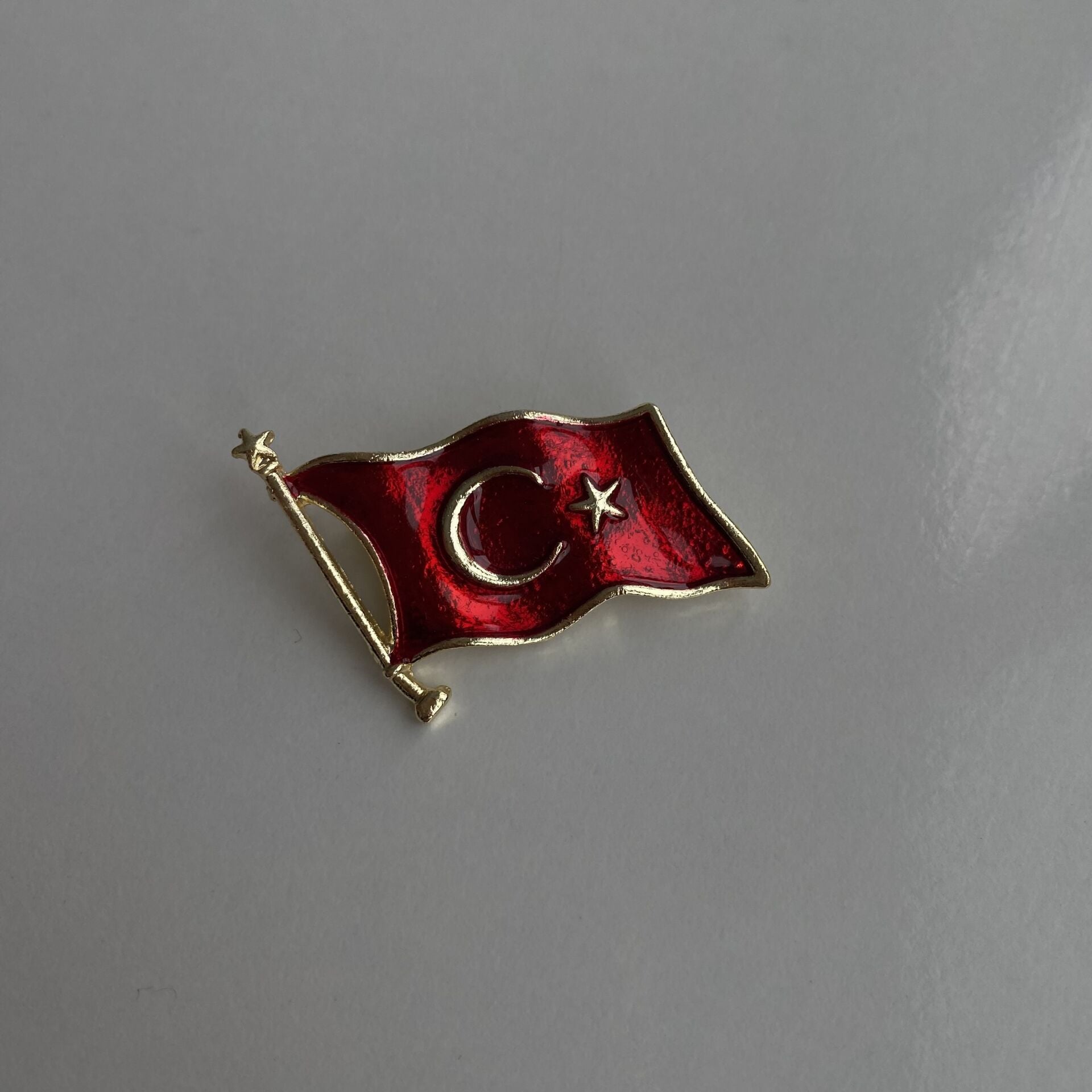 Türk Bayrağı Broş