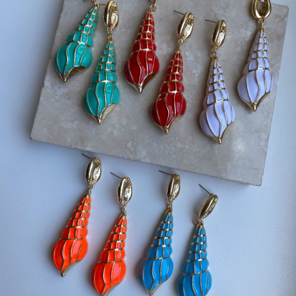 Mineli Deniz Kabuğu Küpe