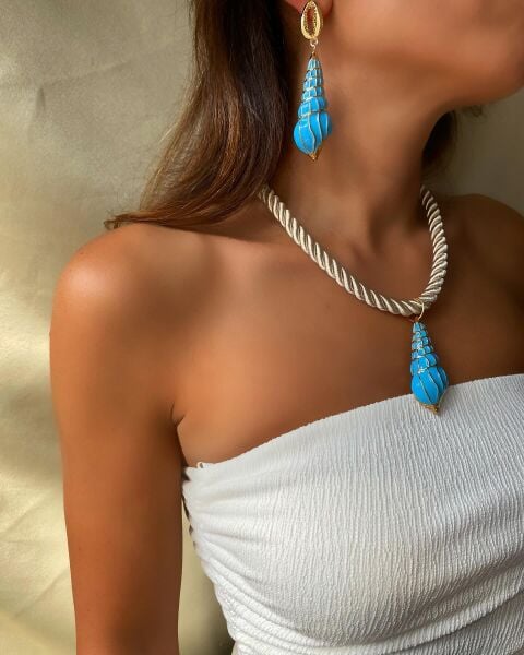 Mineli Deniz Kabuğu Küpe