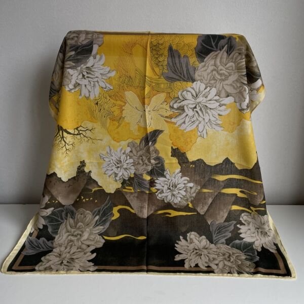 Sarı Kahve Çiçek Desenli Şal 70*70