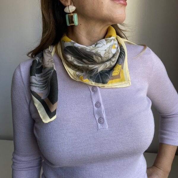 Sarı Kahve Çiçek Desenli Şal 70*70