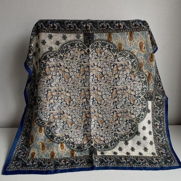 Laci Desenli Şal 70*70