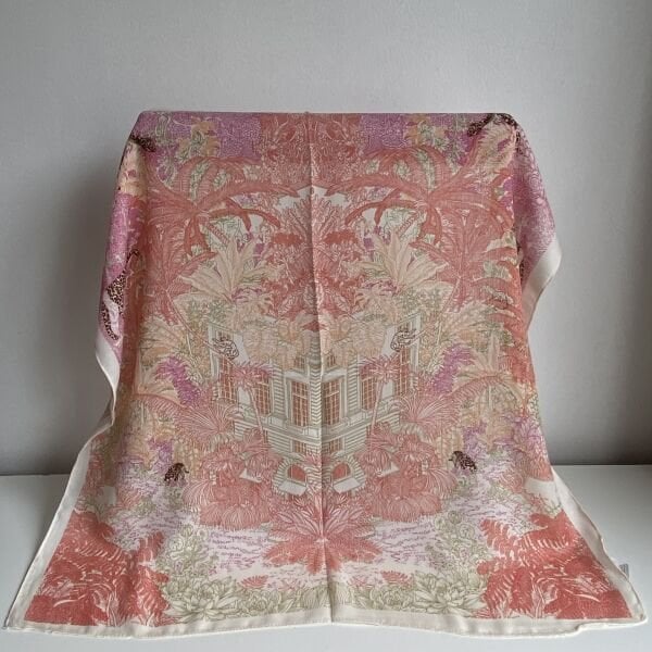 Yavruağzı Krem Desenli Şal 70*70