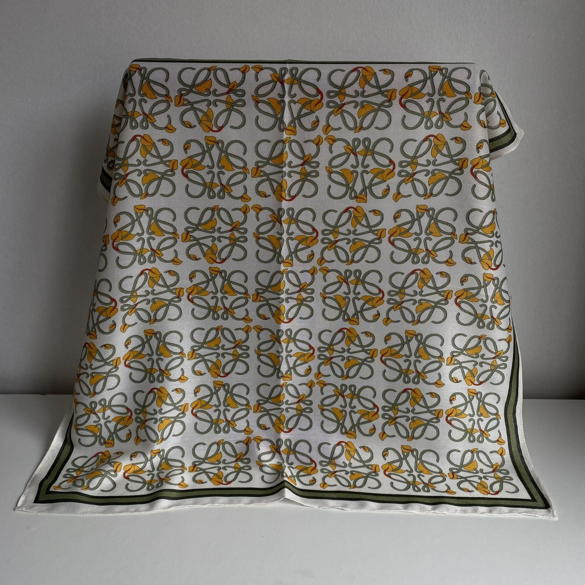 Sarı Yeşil Desenli Şal 70*70