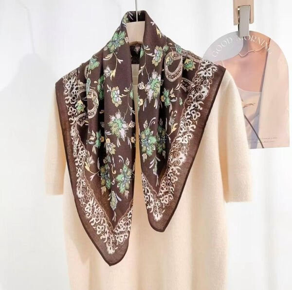 Kahve Yeşil Desenli Şal 70*70