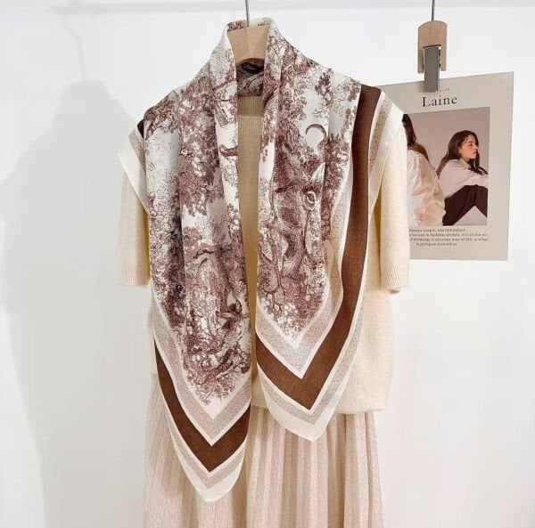 Kahve Desenli Şal 90*90