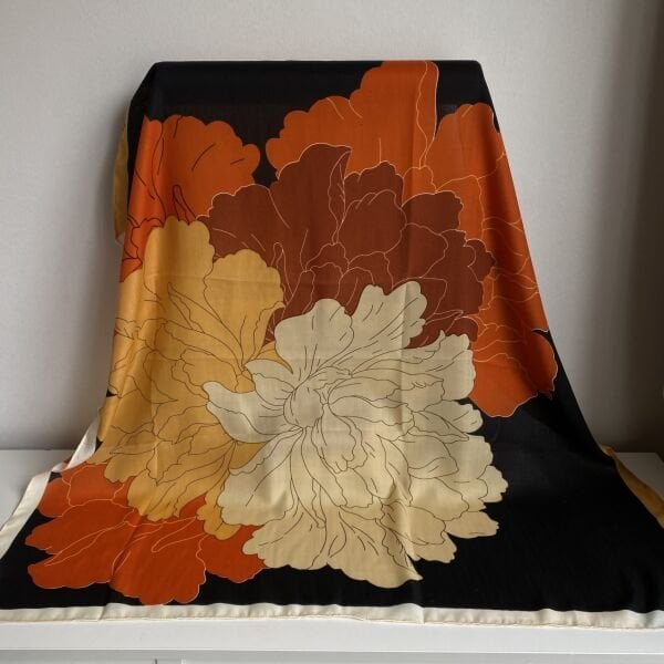 Renkli Yaprak Desenli Şal 90*90